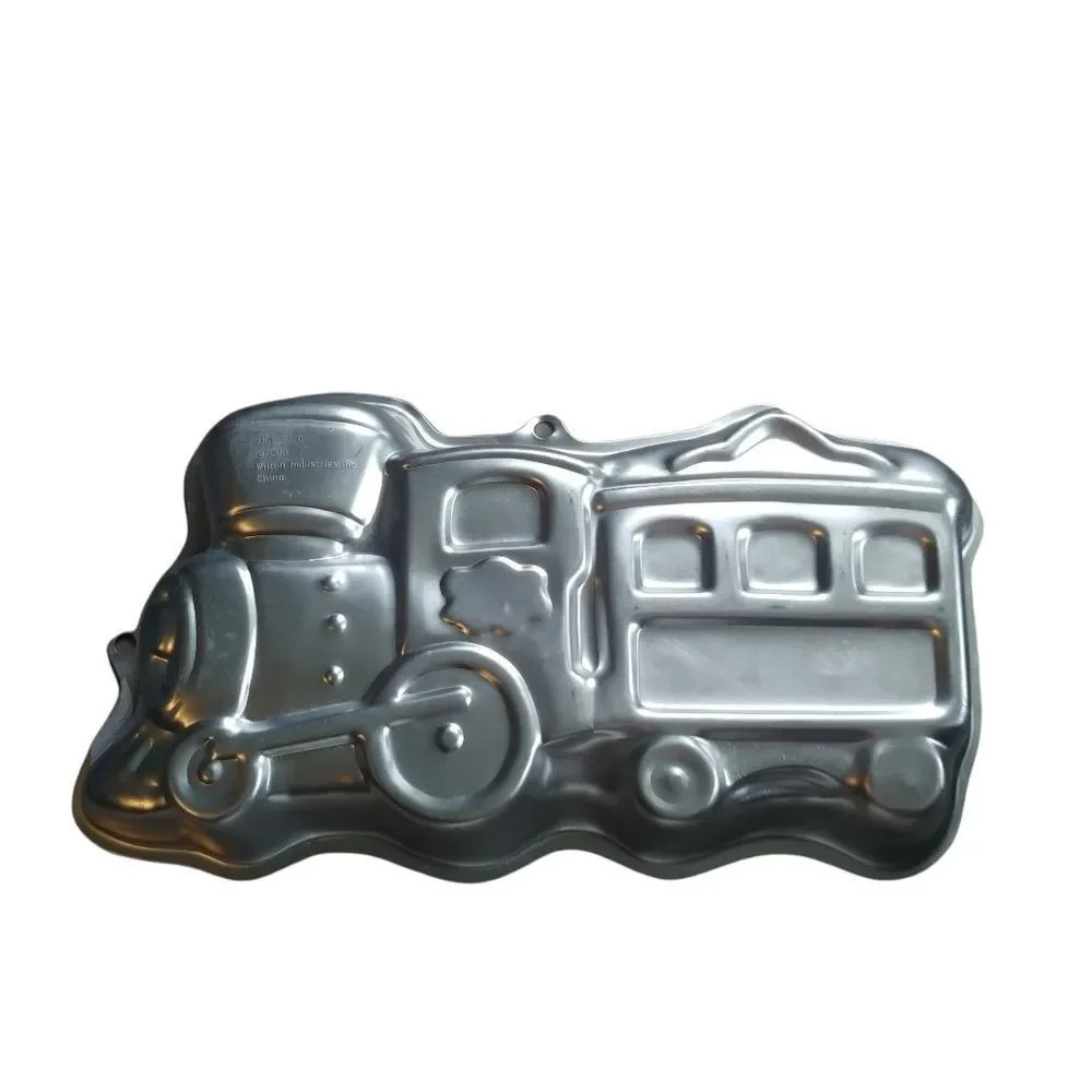 Wilton Train Aluminum Molded  Cake Pan